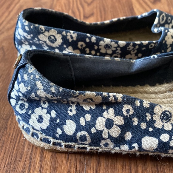 Tory Burch size 7 espadrilles - Picture 11 of 14